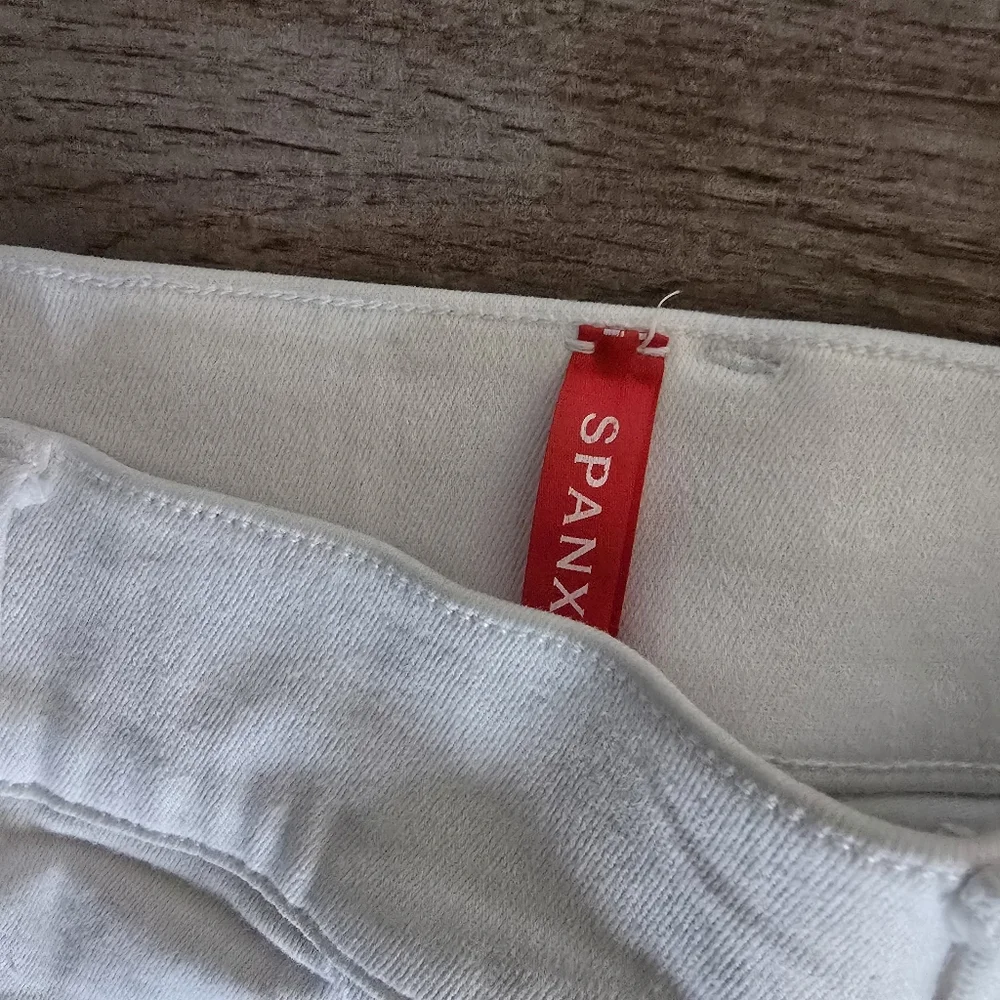 SPANX White Fit Flare Women's Pants SZ Small - Picture 9 of 10